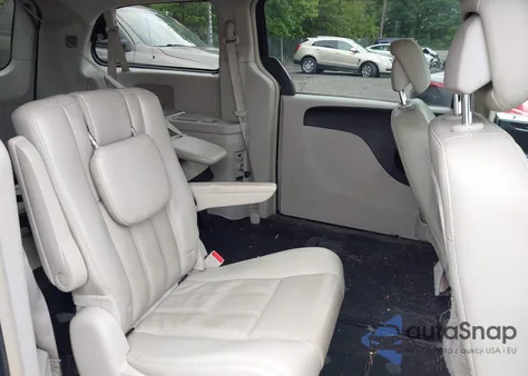 2013 Chrysler Town & Country Touring from USA, damaged, VIN 2C4RC1BG1DR743535